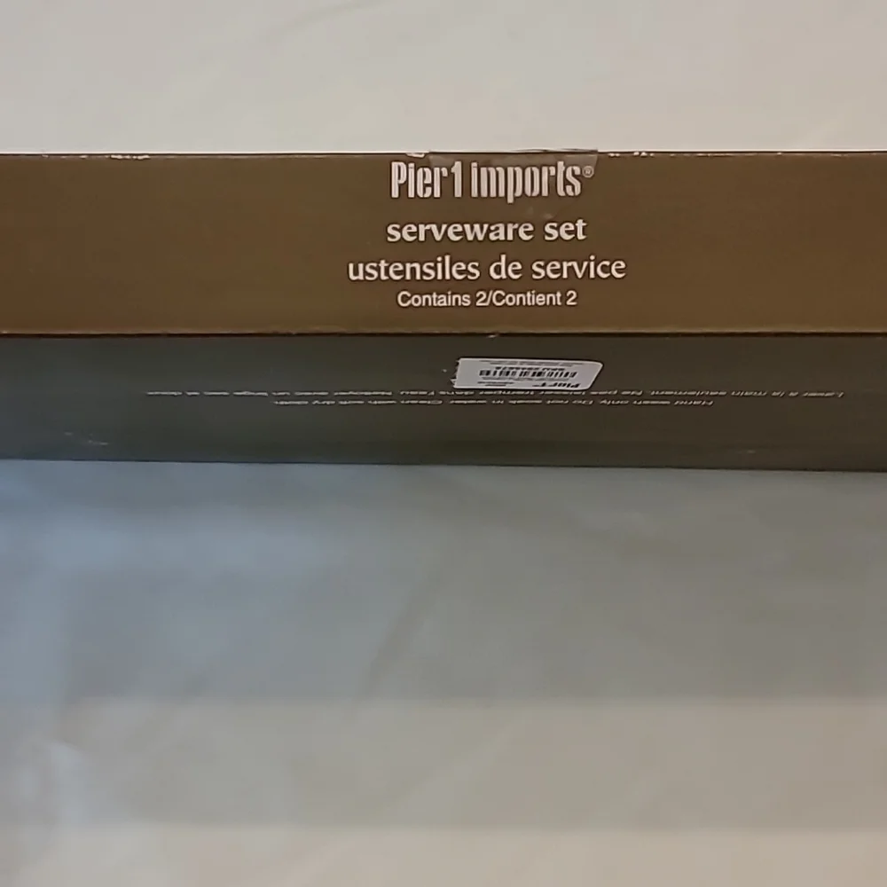 Pier 1 imports serveware set